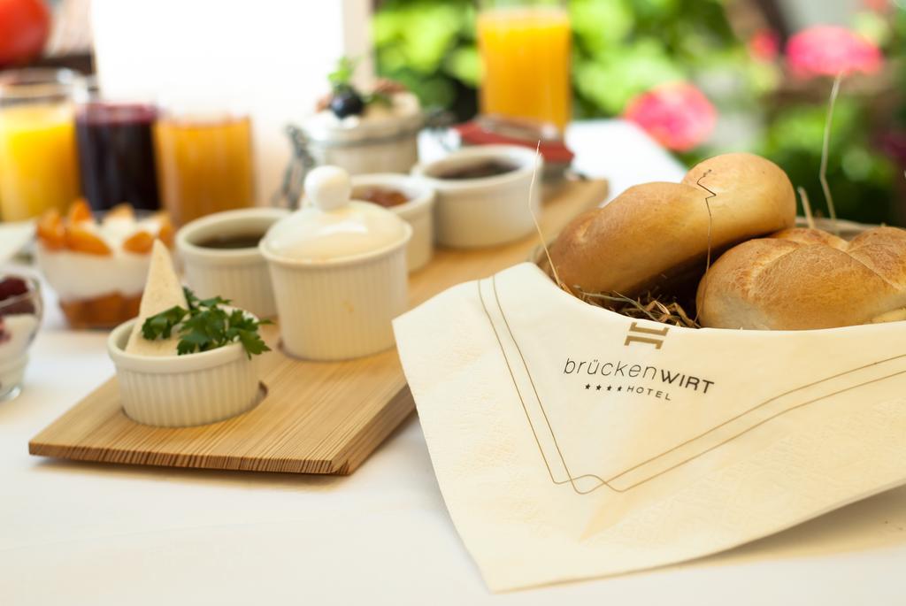 Hotel Brueckenwirt 상트조한임퐁가우 외부 사진
