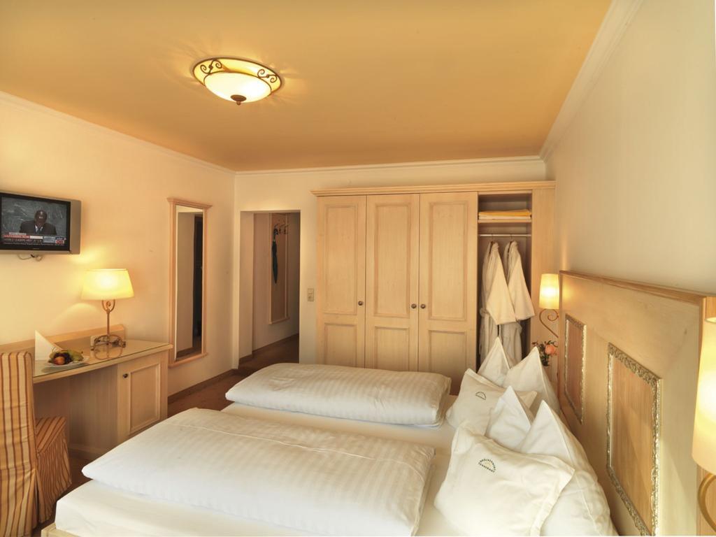 Hotel Brueckenwirt 상트조한임퐁가우 외부 사진